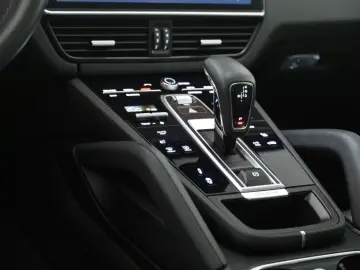 Cayenne Coupé 4RadLenk. Inno SoftClose 360° Luft