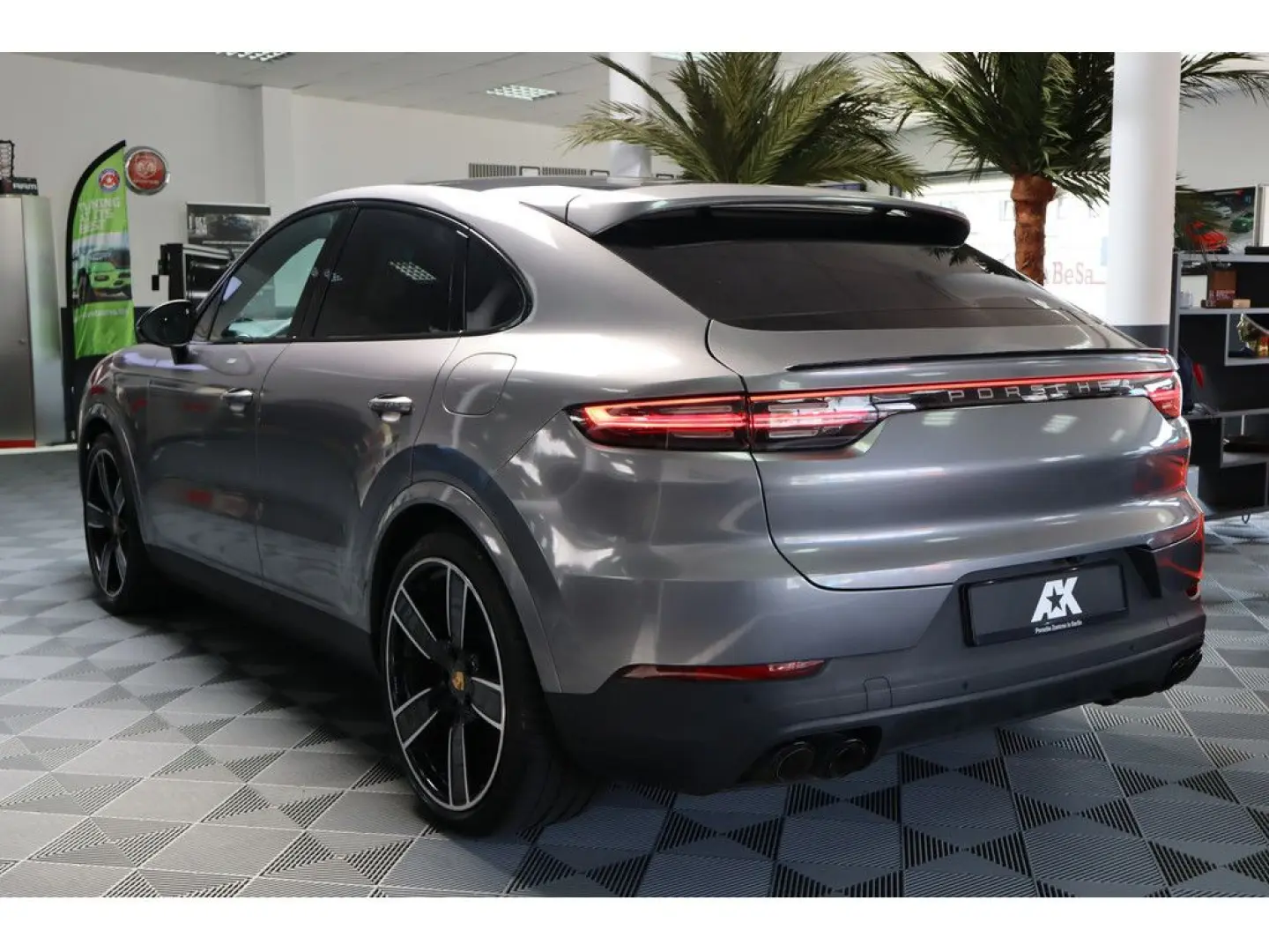 Cayenne Coupe 3.0 E-Hybrid Matrix LED 22
