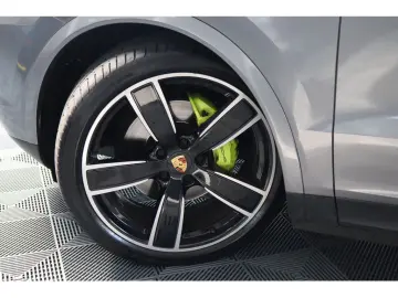 Cayenne Coupe 3.0 E-Hybrid Matrix LED 22
