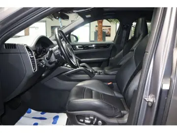 Cayenne Coupe 3.0 E-Hybrid Matrix LED 22