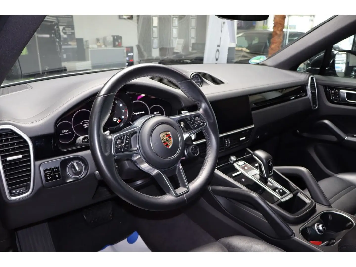 Cayenne Coupe 3.0 E-Hybrid Matrix LED 22