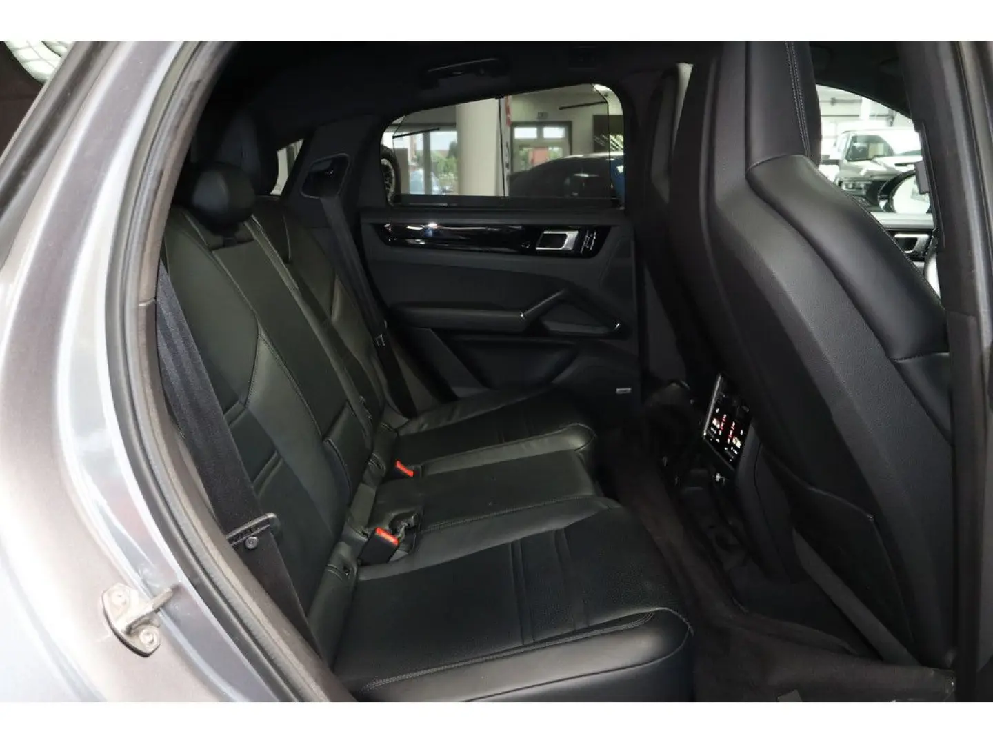 Cayenne Coupe 3.0 E-Hybrid Matrix LED 22