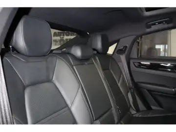 Cayenne Coupe 3.0 E-Hybrid Matrix LED 22