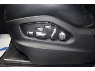 Cayenne Coupe 3.0 E-Hybrid Matrix LED 22