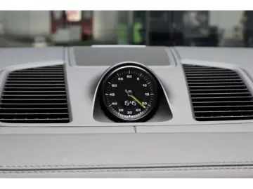 Cayenne Coupe 3.0 E-Hybrid Matrix LED 22