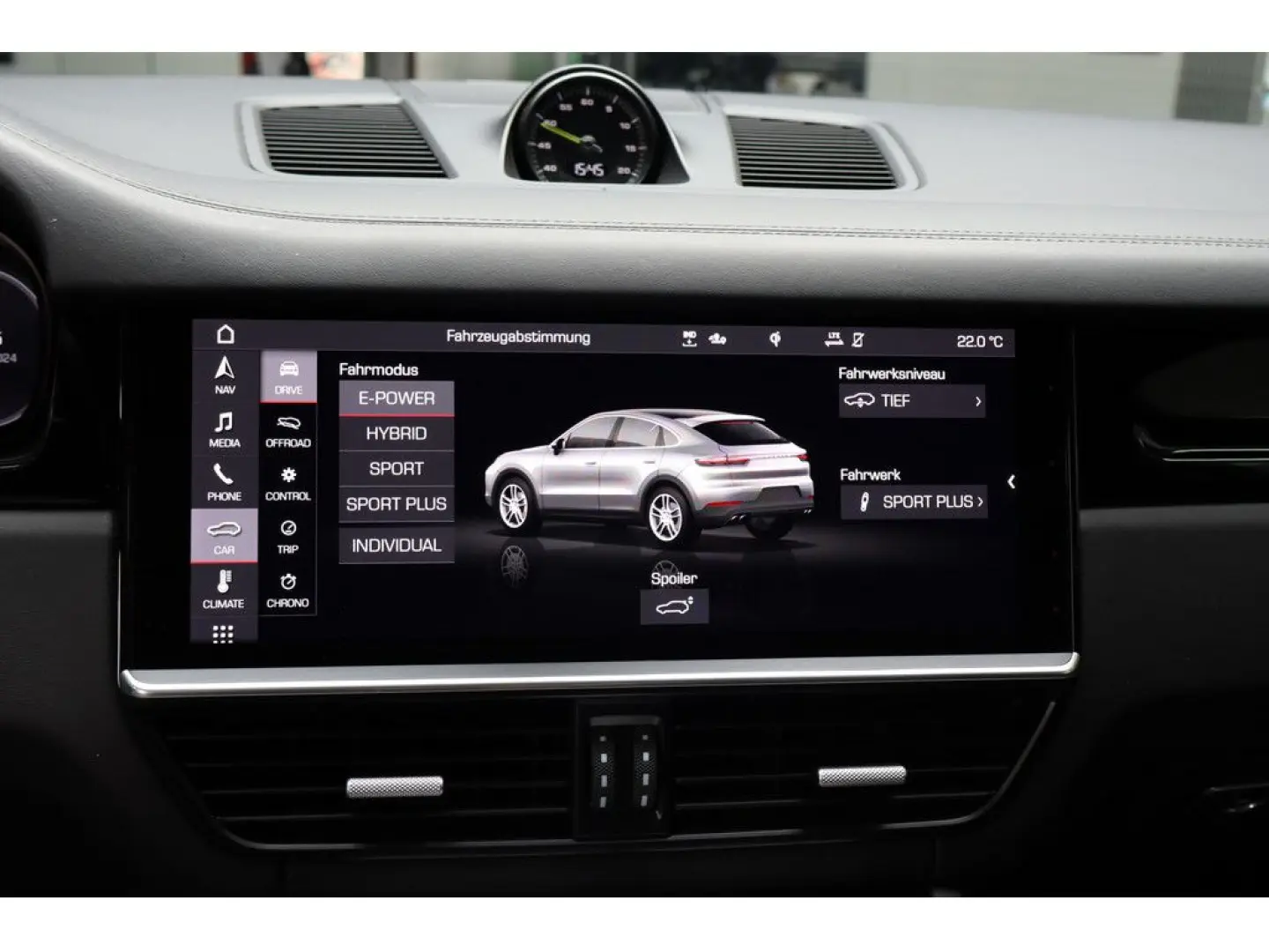 Cayenne Coupe 3.0 E-Hybrid Matrix LED 22