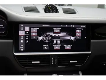Cayenne Coupe 3.0 E-Hybrid Matrix LED 22