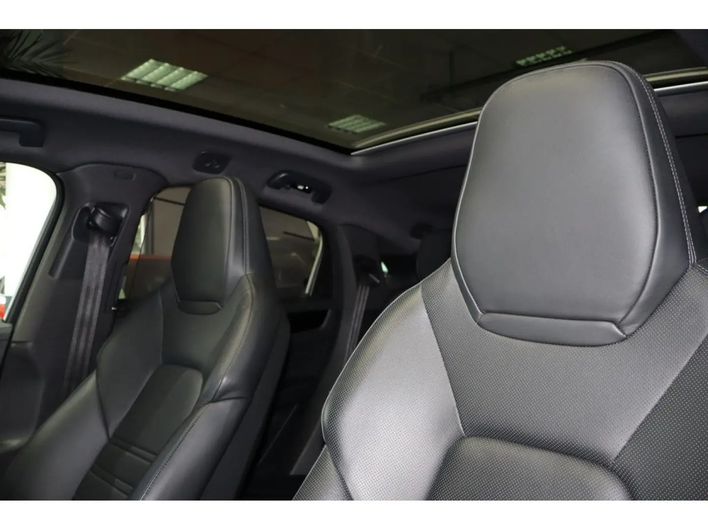 Cayenne Coupe 3.0 E-Hybrid Matrix LED 22