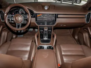 Cayenne GTS Coupé Navi Bose PANO LED Matrix Stan