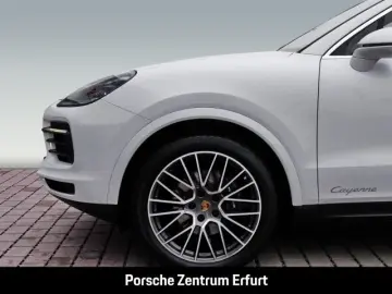 Cayenne Coupe/Surround View/Bug und Heckblende E