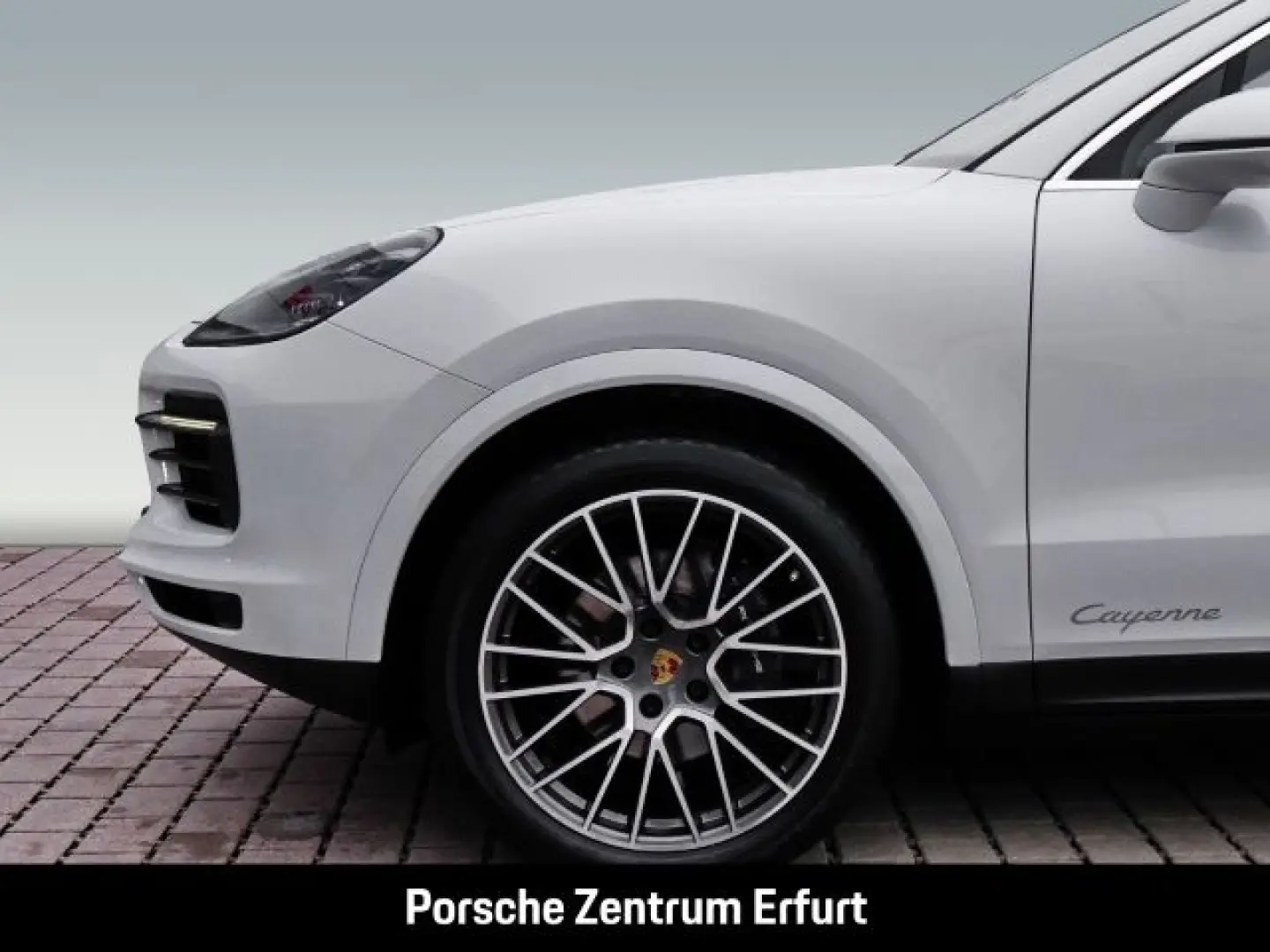 Cayenne Coupe/Surround View/Bug und Heckblende E