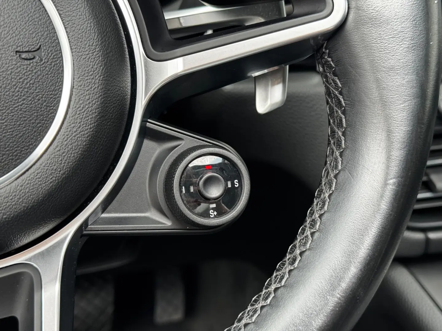 Macan S Alcantara Chrono Pano 20´Turbo Voll*