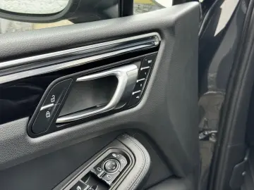 Macan S Alcantara Chrono Pano 20´Turbo Voll*