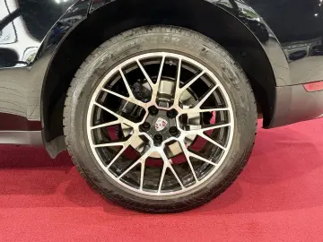 Macan NAVI+LED