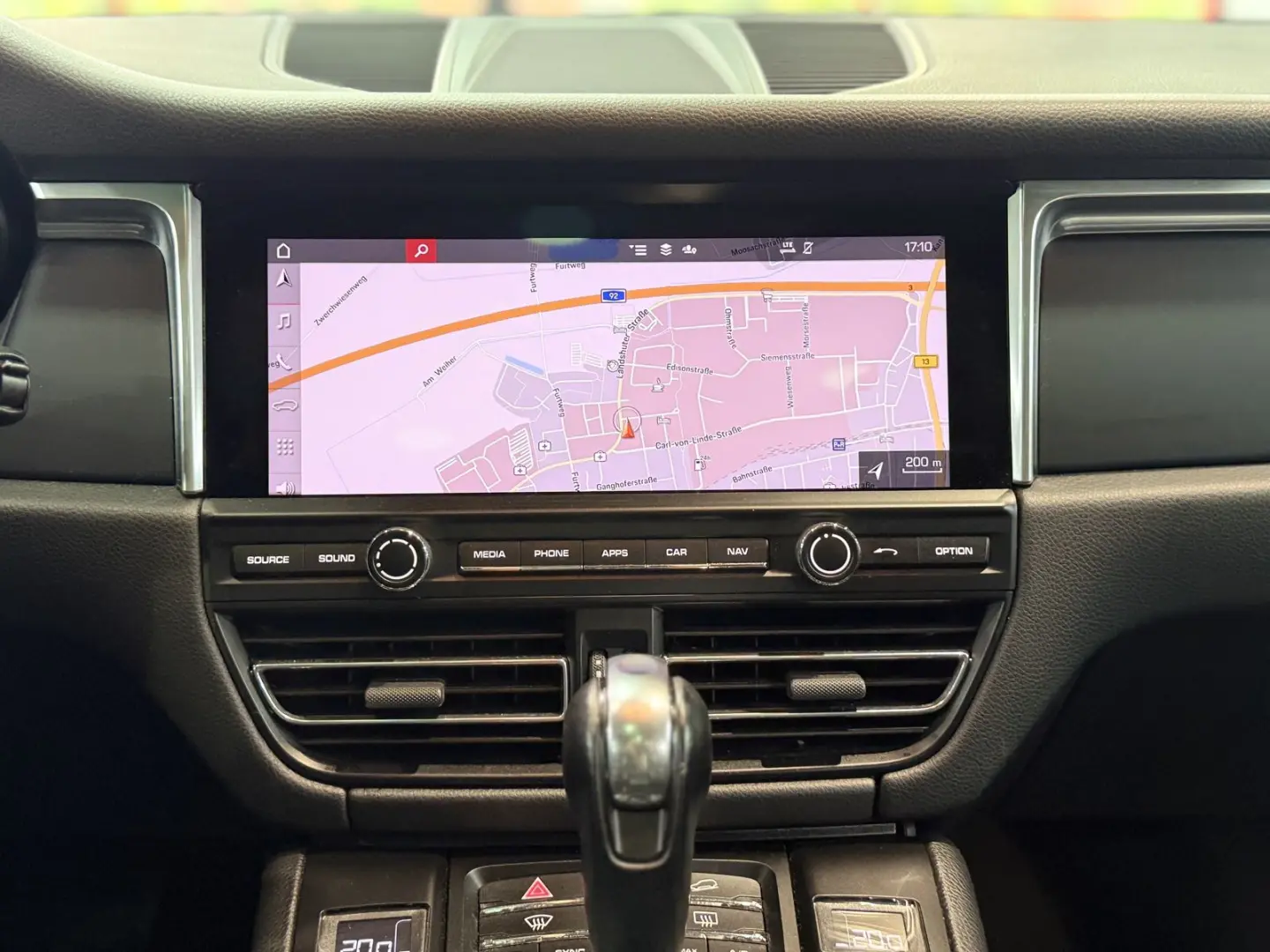 Macan NAVI+LED