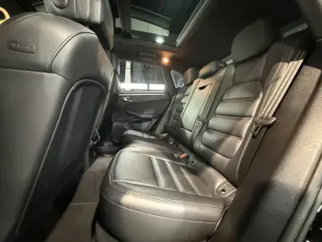 Macan NAVI+LED