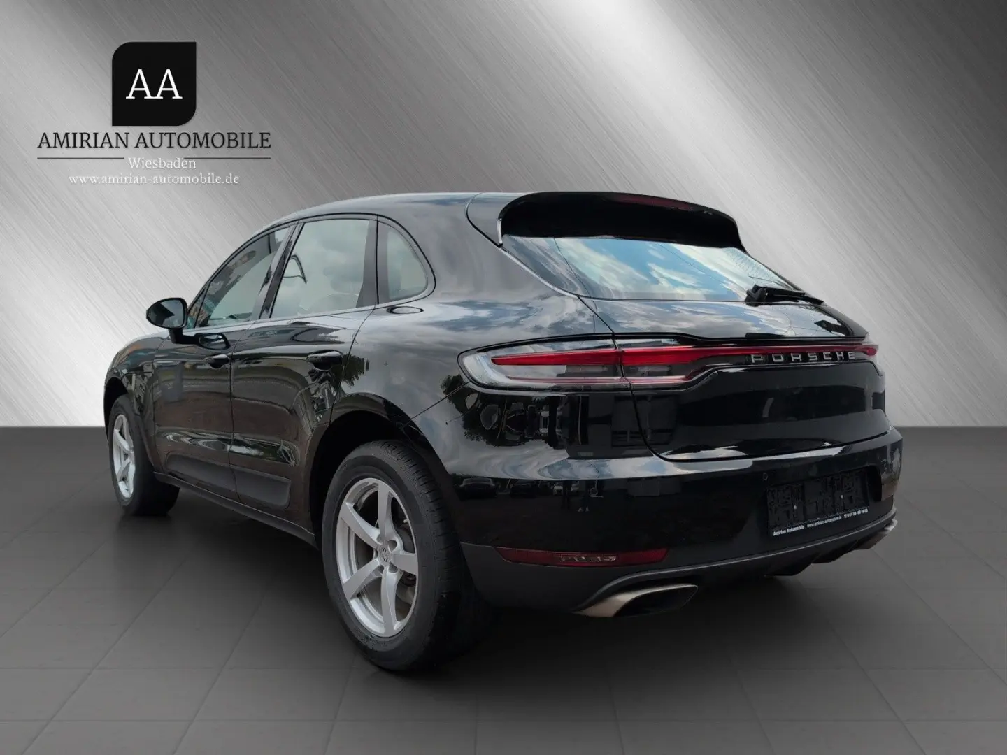 Macan PDK,Panorama,Leder,Navi,wenigKM!!!