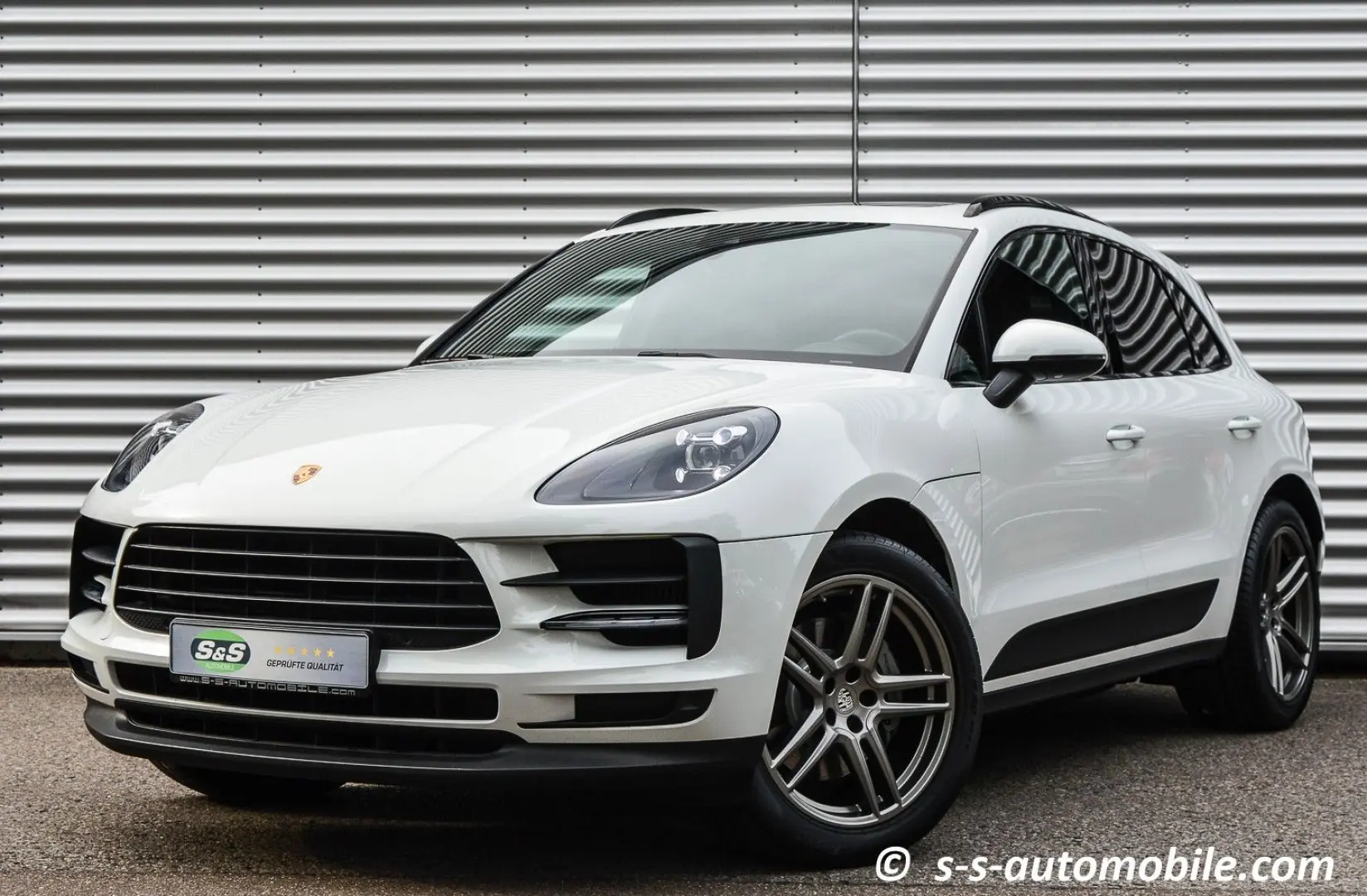 Macan S Luftfederung Panorama AHK Kamera Memory