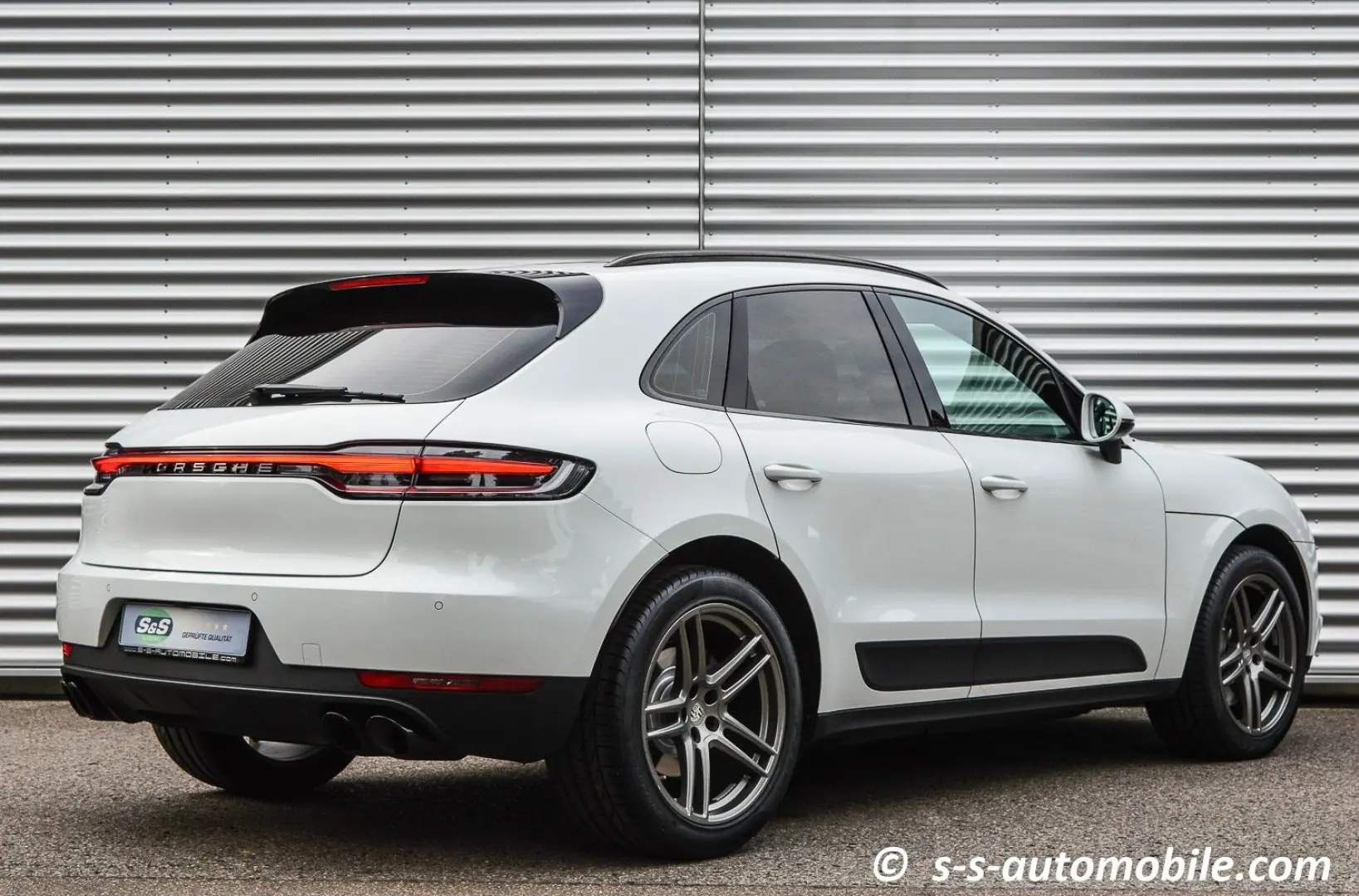 Macan S Luftfederung Panorama AHK Kamera Memory
