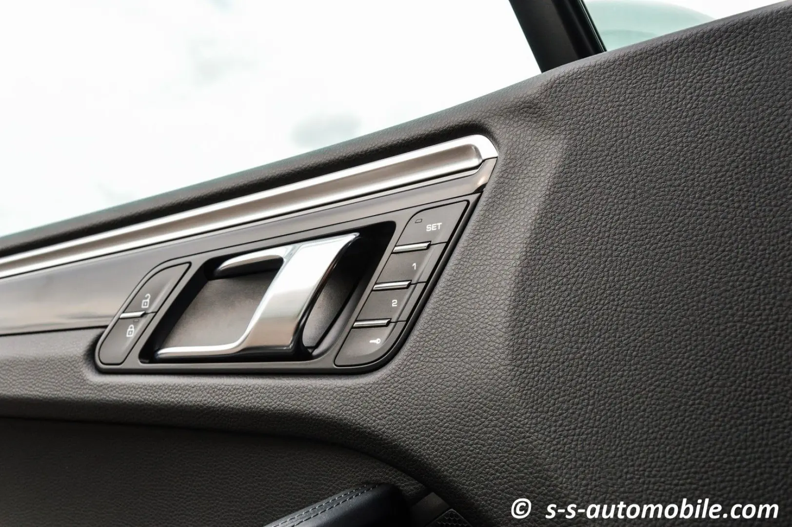 Macan S Luftfederung Panorama AHK Kamera Memory