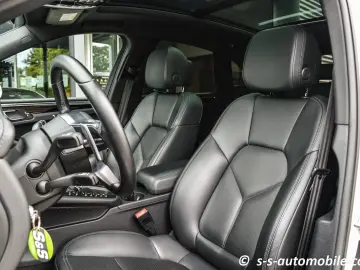 Macan S Luftfederung Panorama AHK Kamera Memory