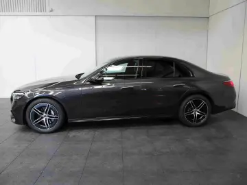 E 200 AMG NIGHT*Totwinkel*MBUX*Keyless*19