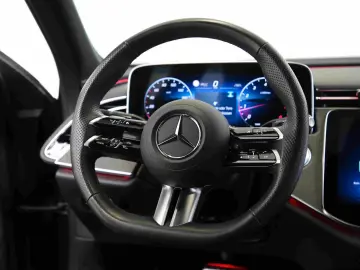 E 200 AMG NIGHT*Totwinkel*MBUX*Keyless*19