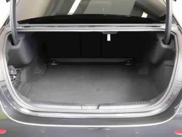 E 200 AMG NIGHT*Totwinkel*MBUX*Keyless*19