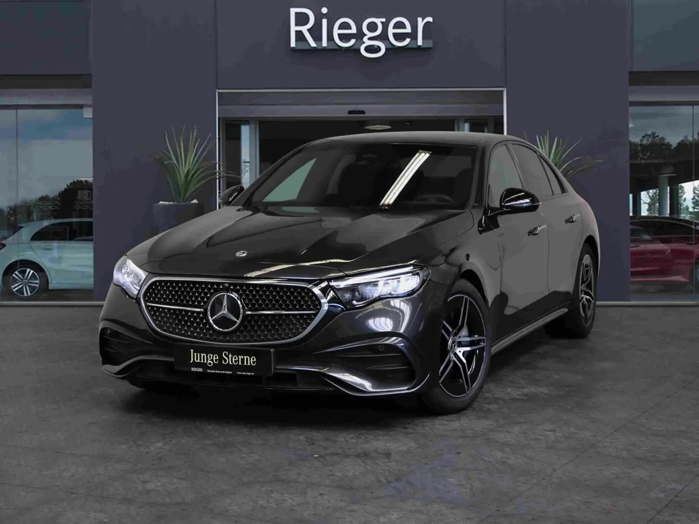 E 200 AMG NIGHT*Totwinkel*MBUX*Keyless*19