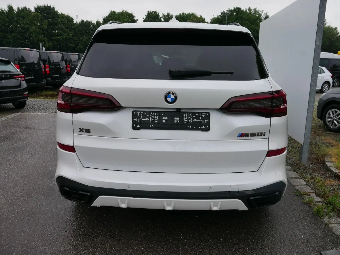 X5 M50i M-SPORT*PANO*LASER*HEAD-UP*STANDHEIZUNG*