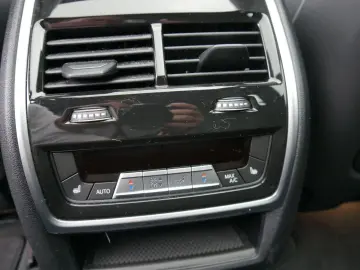 X5 M50i M-SPORT*PANO*LASER*HEAD-UP*STANDHEIZUNG*