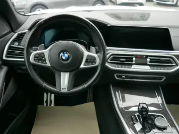 X5 M50i M-SPORT*PANO*LASER*HEAD-UP*STANDHEIZUNG*
