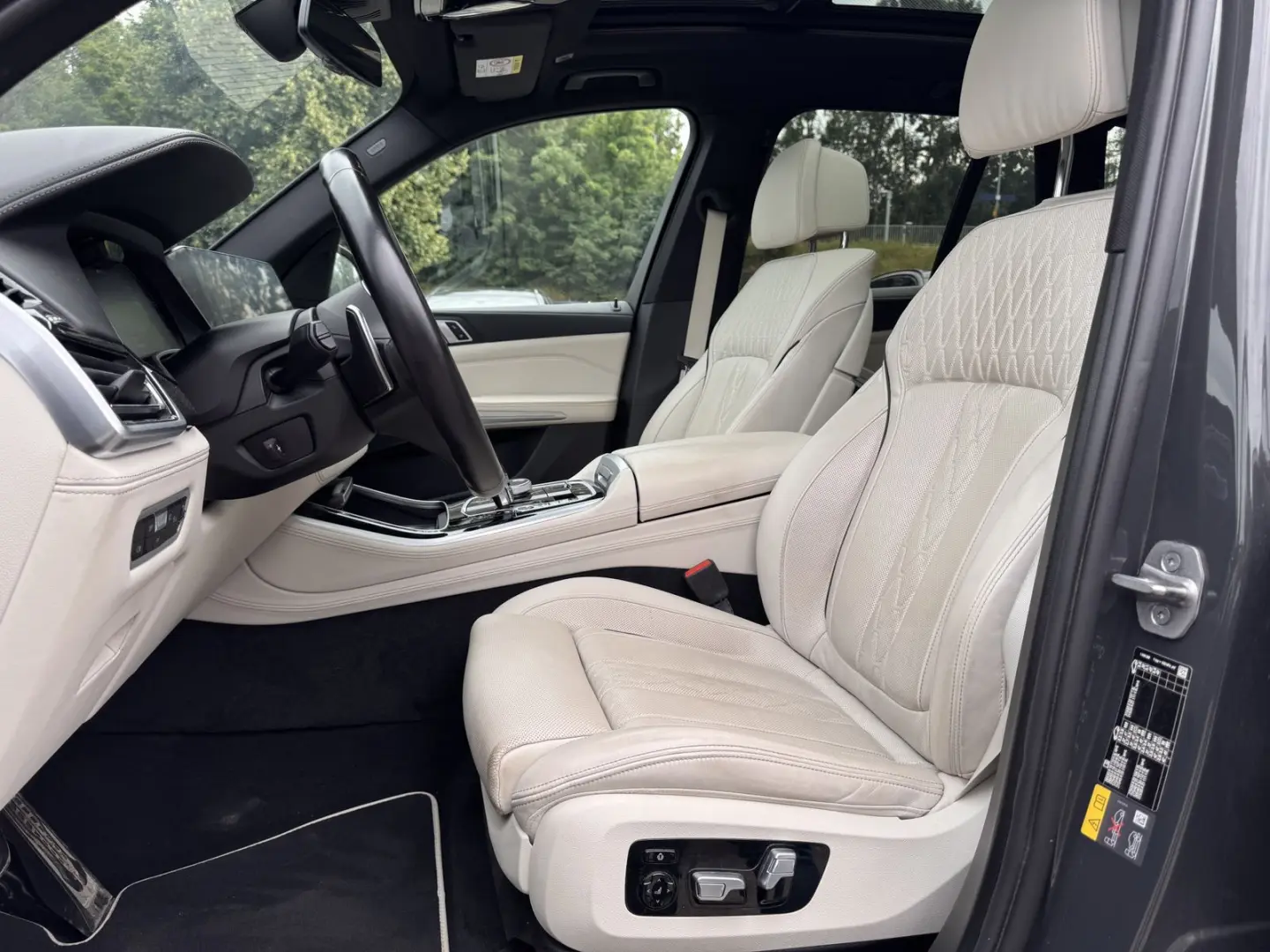 X5 xDrive45e M/HUD/Ventil/DisplayKey/Laser/SoftClose/360