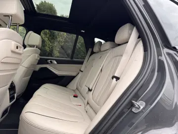 X5 xDrive45e M/HUD/Ventil/DisplayKey/Laser/SoftClose/360