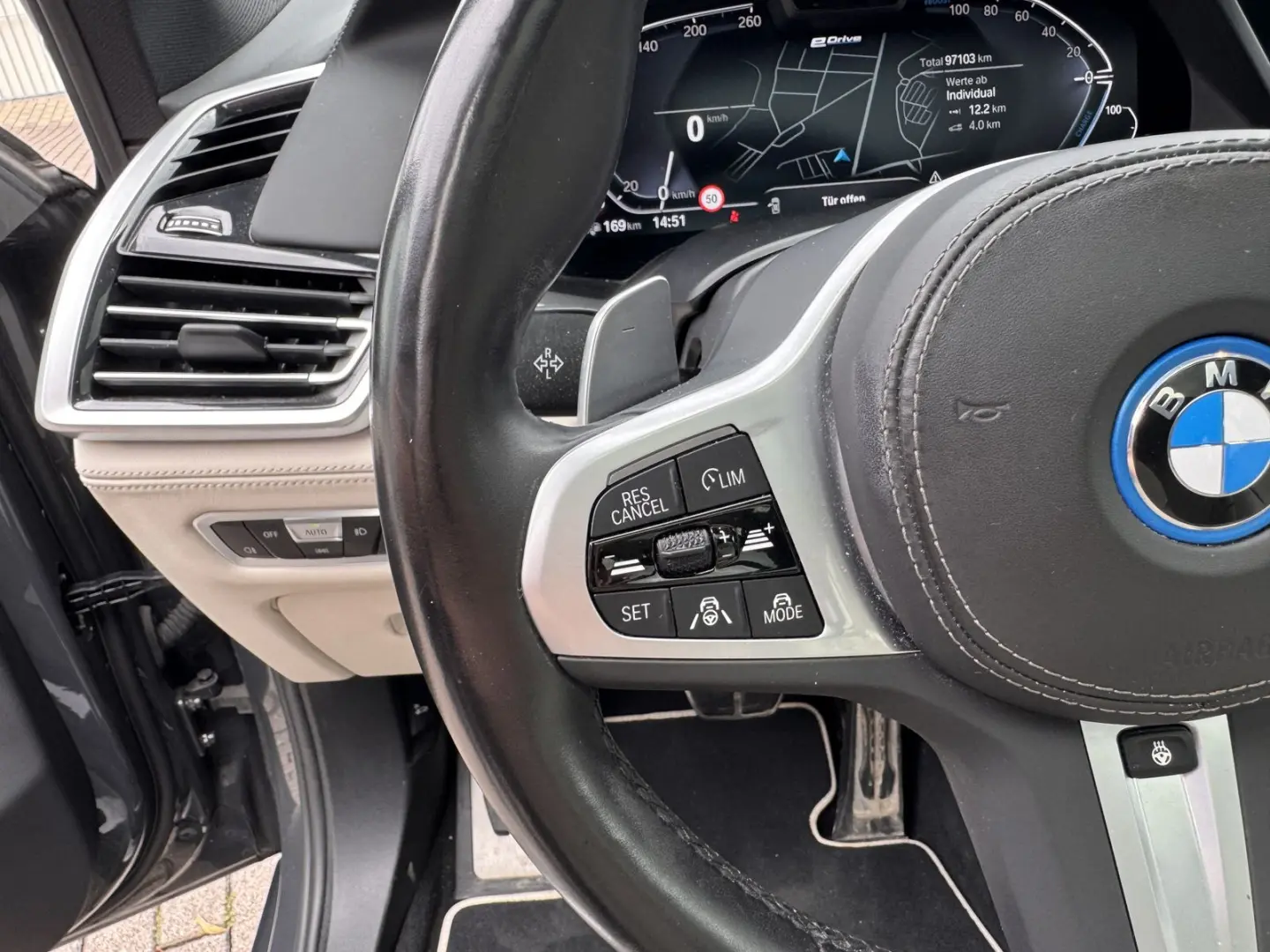 X5 xDrive45e M/HUD/Ventil/DisplayKey/Laser/SoftClose/360