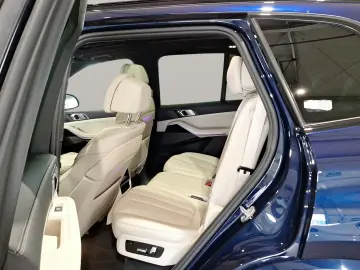 X5 xDrive30d M/Massage/H&K/Ventil/HUD/7 SEATS/DisplayKey