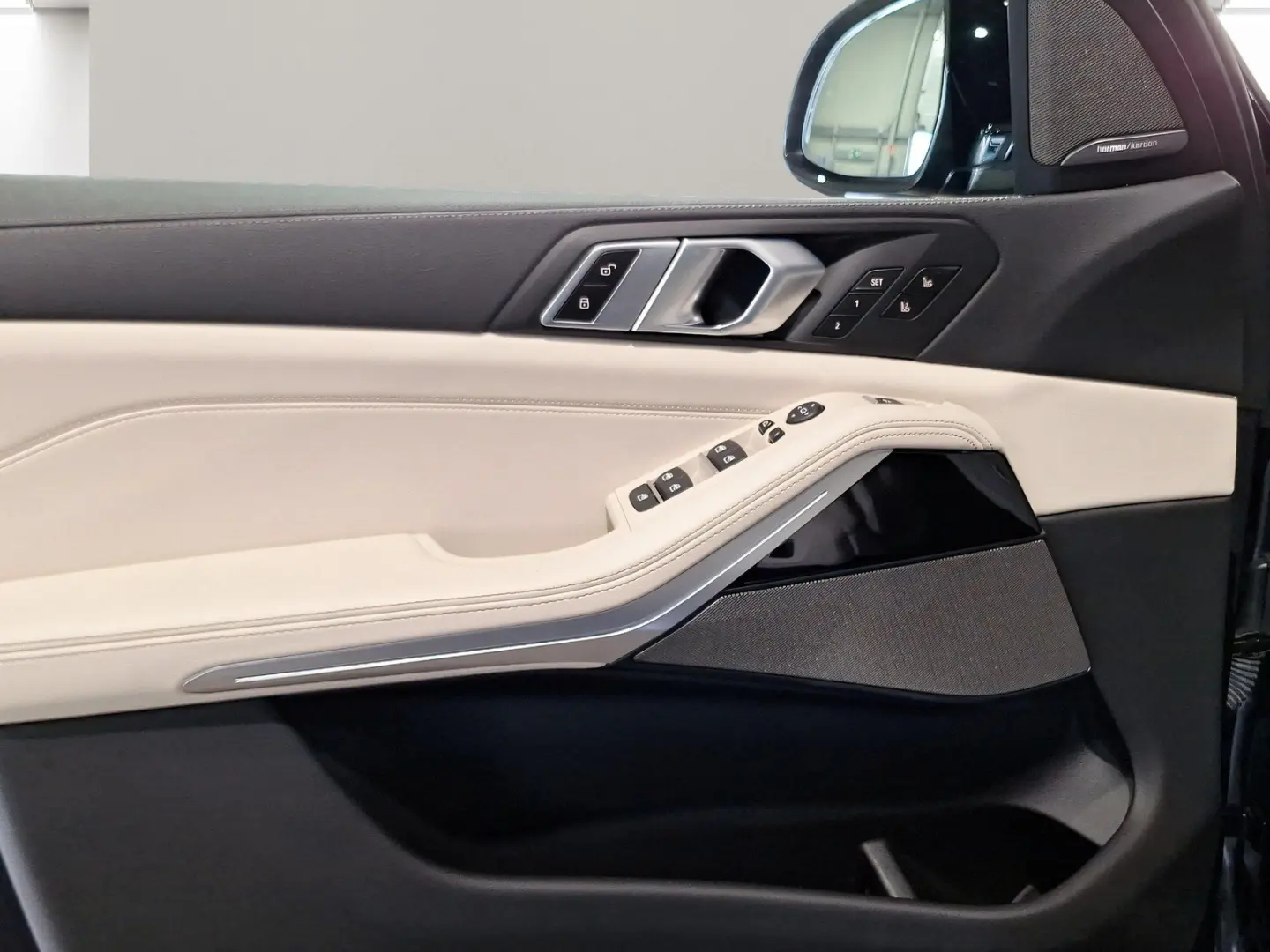 X5 xDrive30d M/Massage/H&K/Ventil/HUD/7 SEATS/DisplayKey