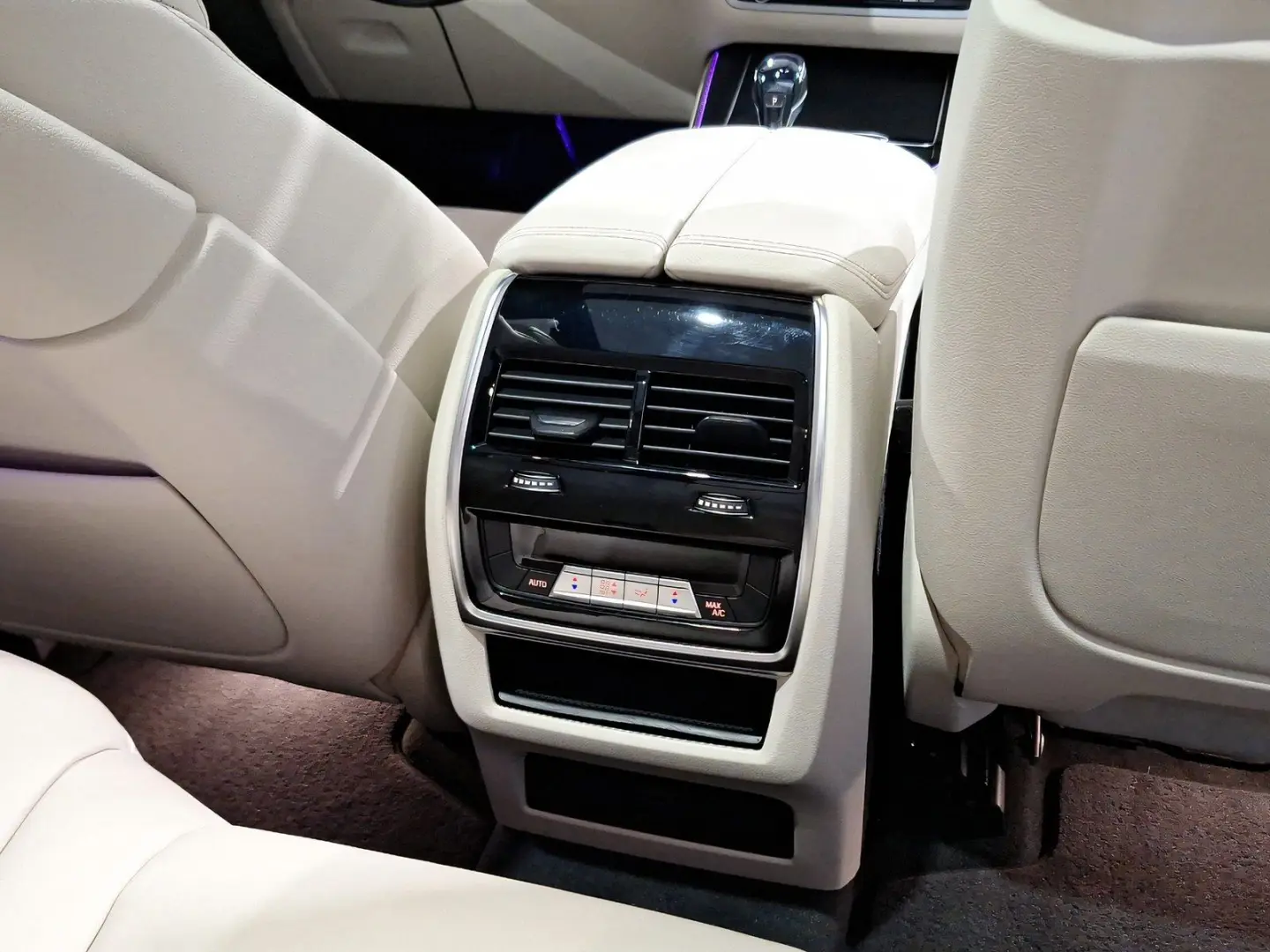 X5 xDrive30d M/Massage/H&K/Ventil/HUD/7 SEATS/DisplayKey
