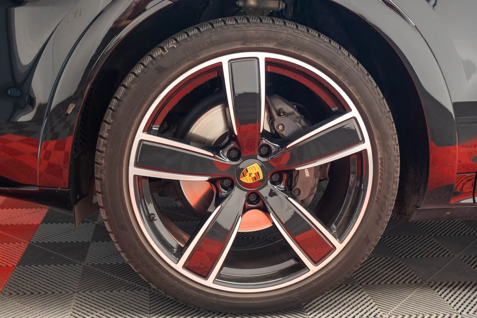 Porsche Cayenne E-Hybrid Platinum Edition