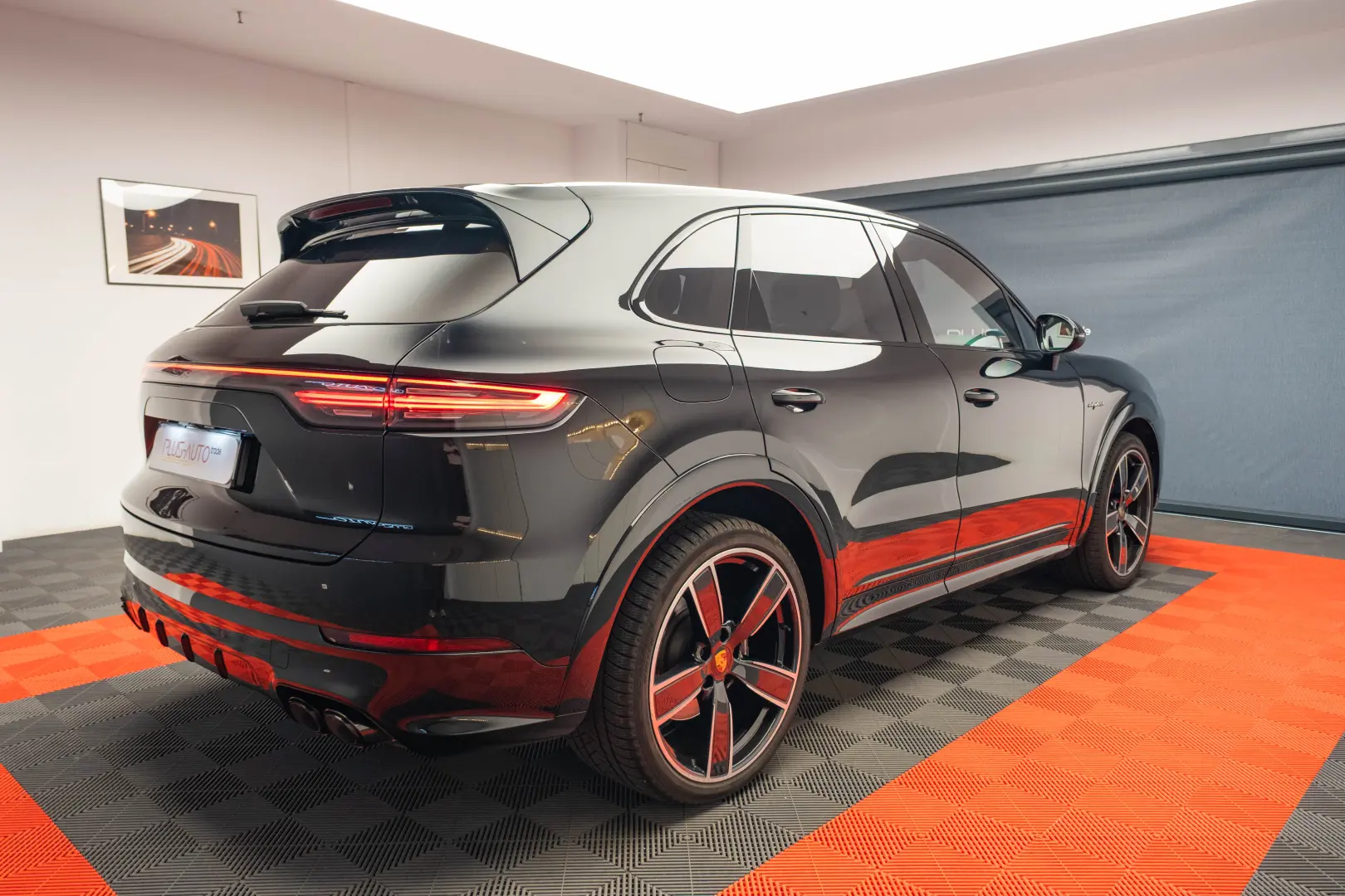 Porsche Cayenne E-Hybrid Platinum Edition