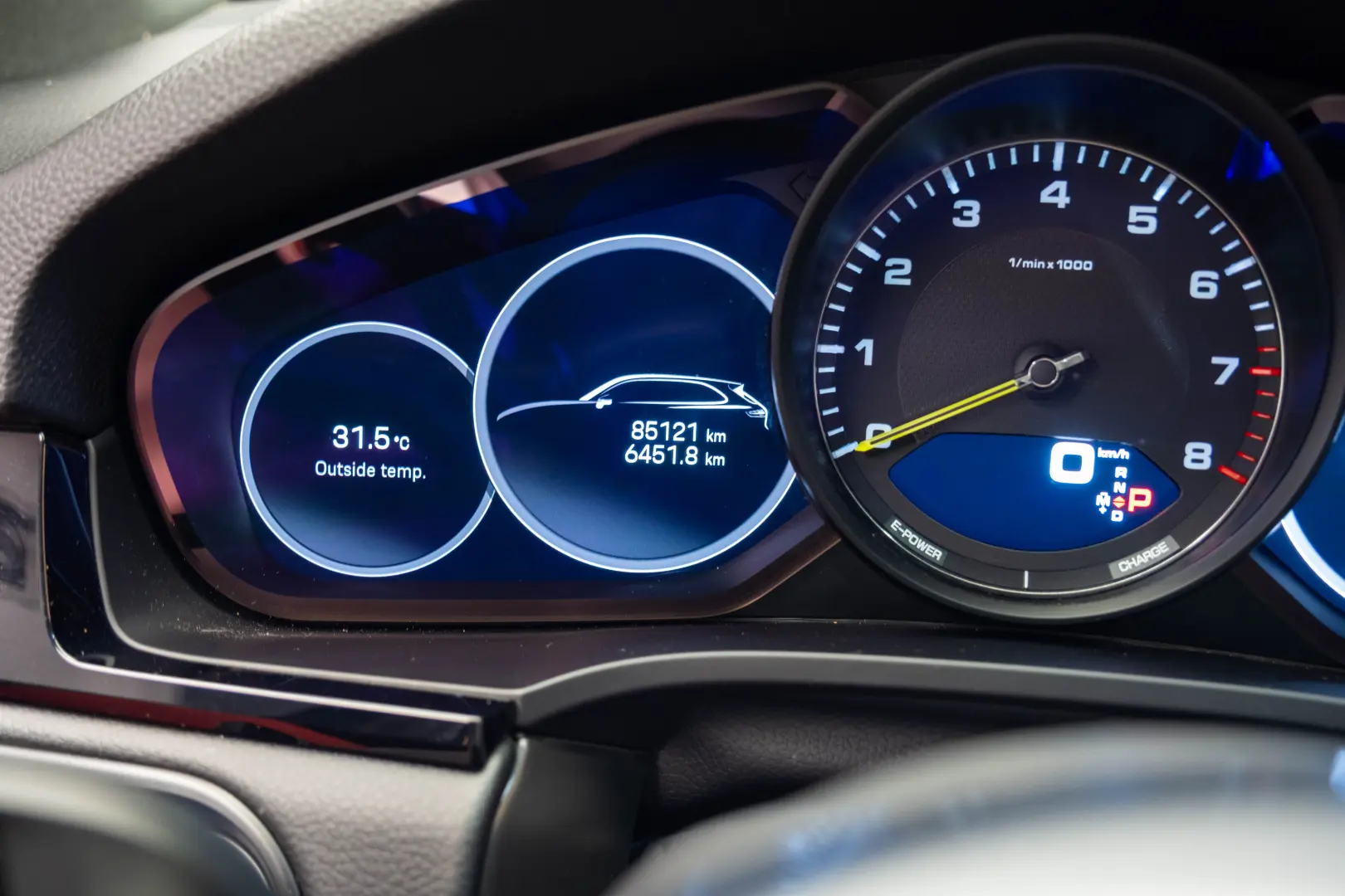 Porsche Cayenne E-Hybrid Platinum Edition