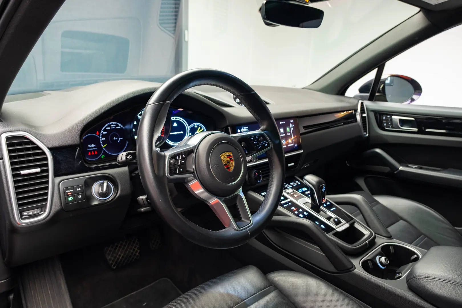 Porsche Cayenne E-Hybrid Platinum Edition