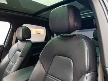 Porsche Cayenne E-Hybrid Platinum Edition