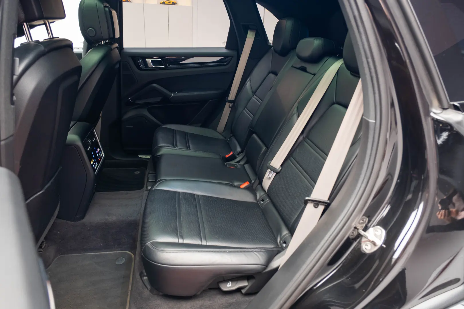 Porsche Cayenne E-Hybrid Platinum Edition