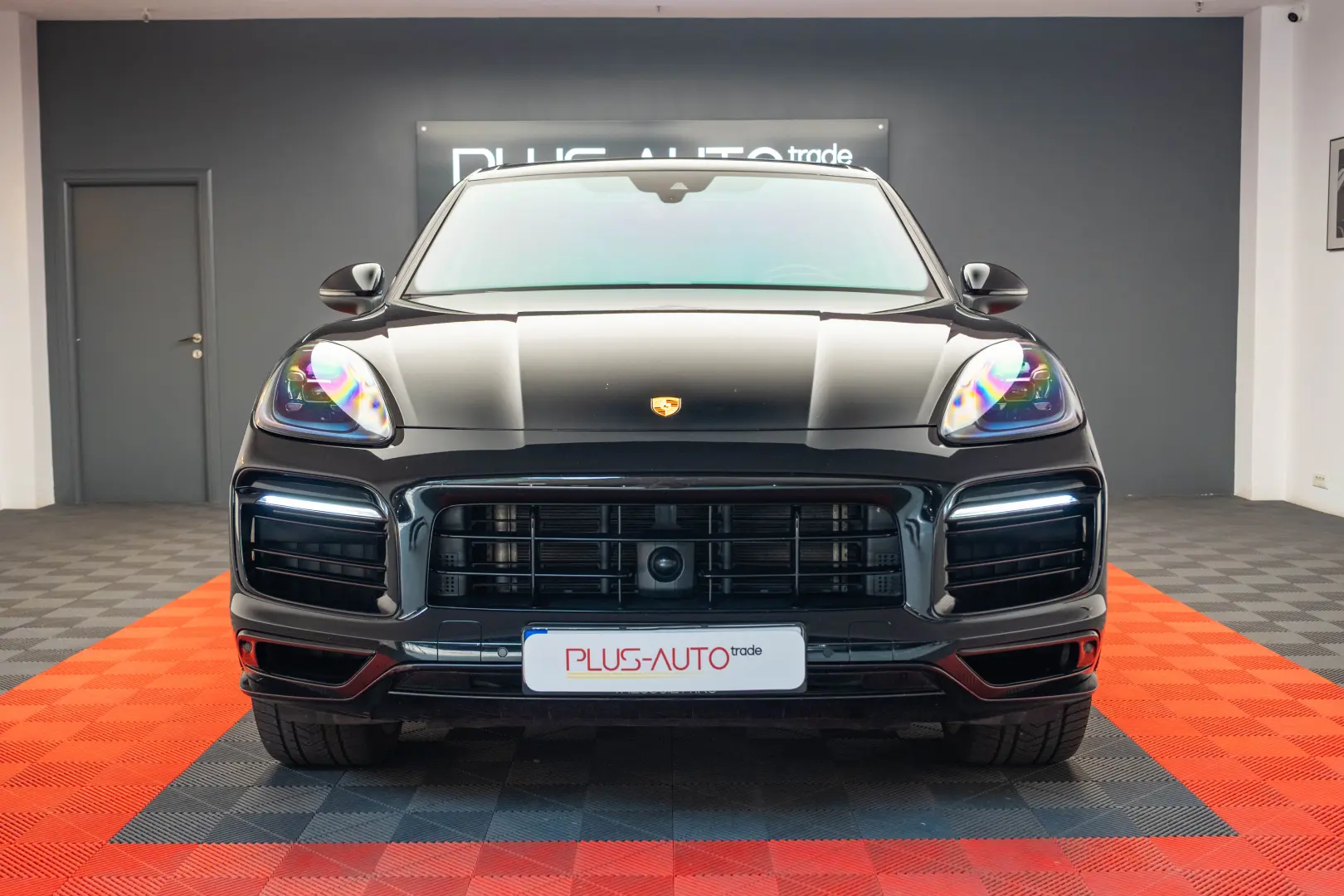 Porsche Cayenne E-Hybrid Platinum Edition