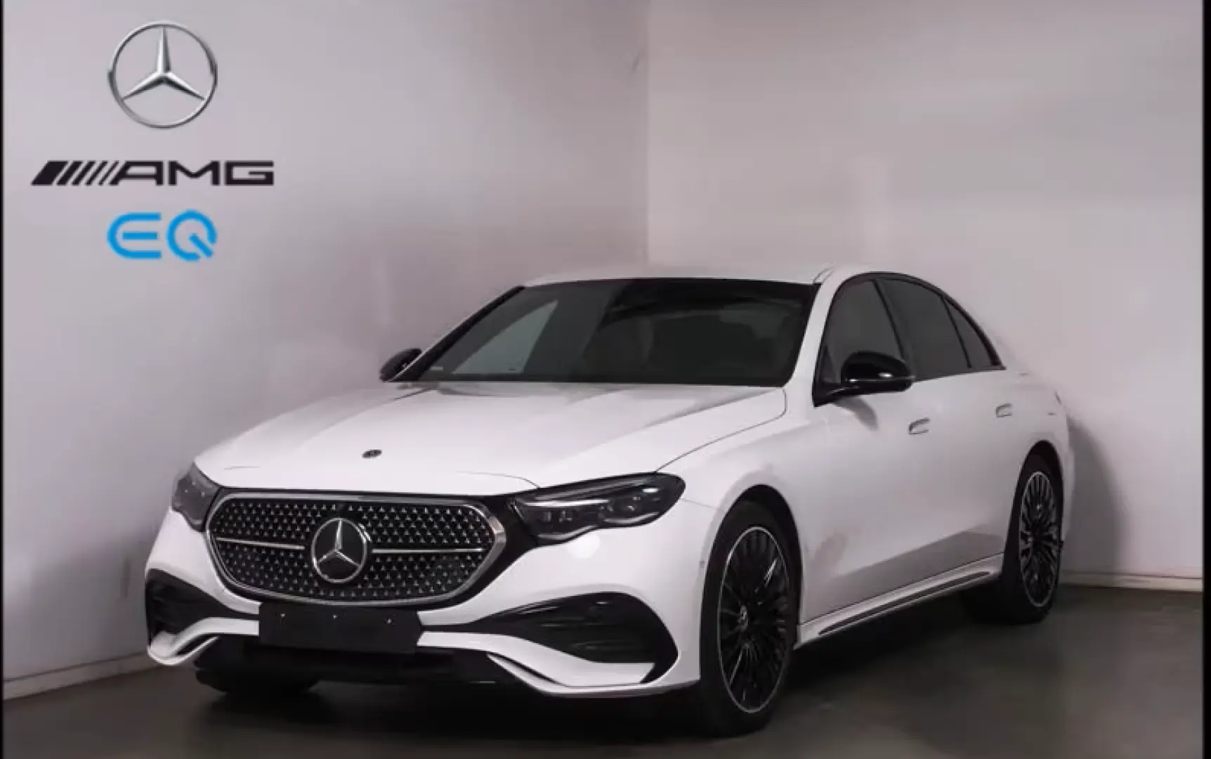 Mercedes-Benz E 300 e 4M AMG-Sport/DIGITAL/360