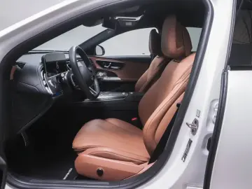 Mercedes-Benz E 300 e 4M AMG-Sport/DIGITAL/360