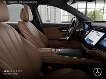 Mercedes-Benz E 300 de 4M AMG /PANO/AHK/SUPE