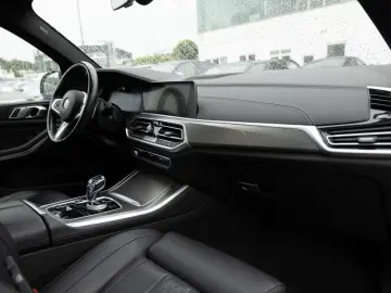 X5 xDrive 40d M-Sport NAVI PANO HUD 360° LASER