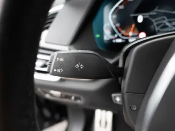 X5 xDrive 40d M-Sport NAVI PANO HUD 360° LASER